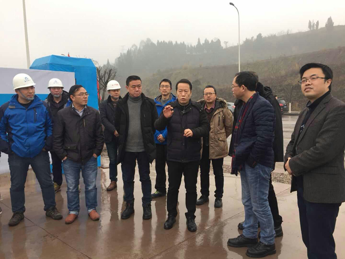 ��·������ĵ�һίԱС��ίԱ�ιۿ���㰲�����ڣ���ҵ԰